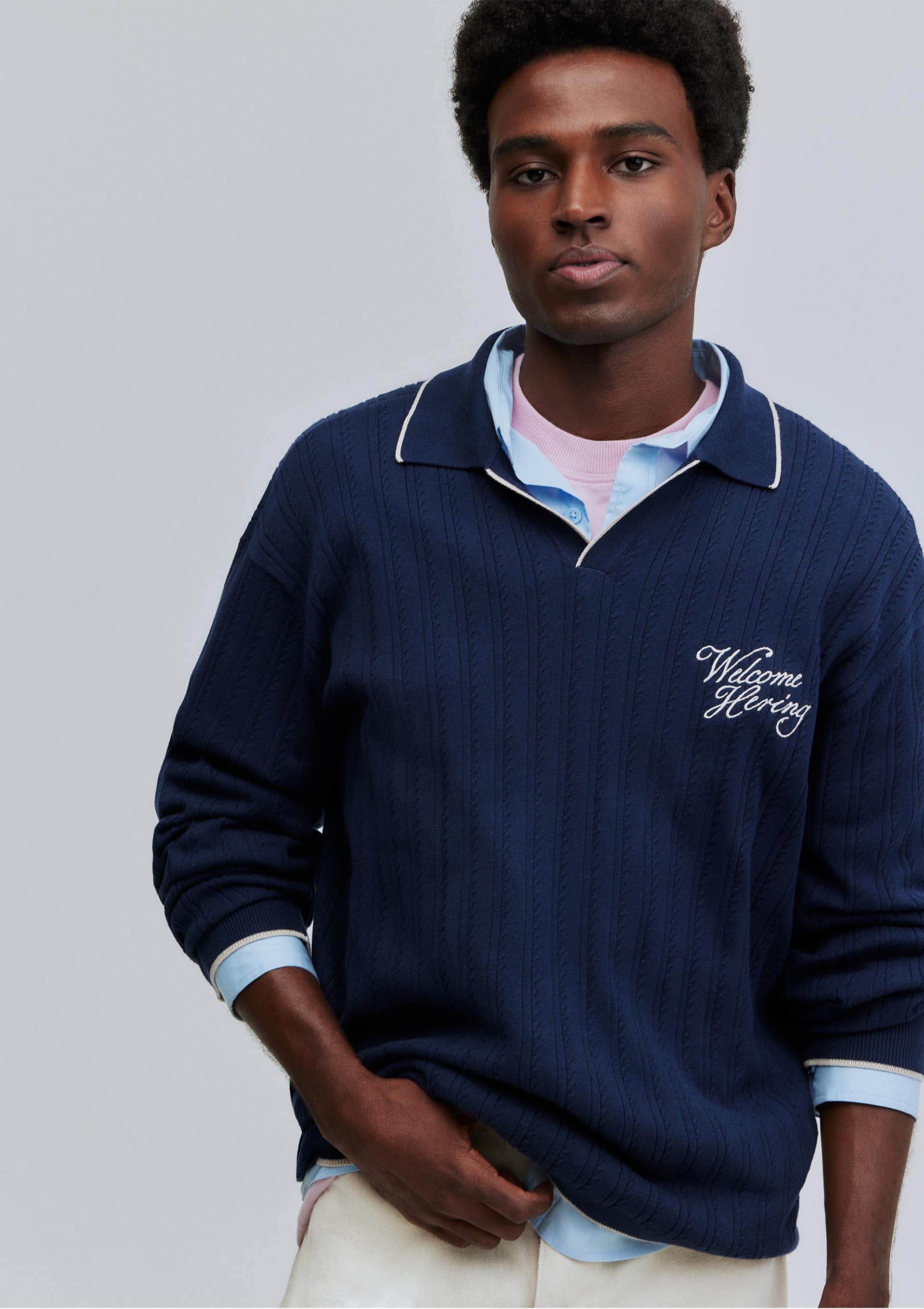 Polo Unissex Manga Longa Em Tricô Hering + Welcome - Azul